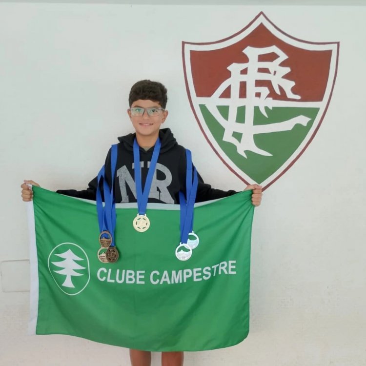 Atleta mambucabense é destaque na 4ª Etapa do Circuito Celebridades de Natação